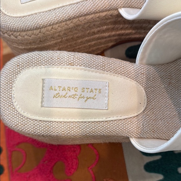 Altar'd State Cream Espadrille Platform Shoes size 9 - Picture 2 of 9